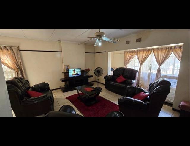 3 BEDROOM HOUSE FOR SALE IN VANDERBIJLPARK SE 1